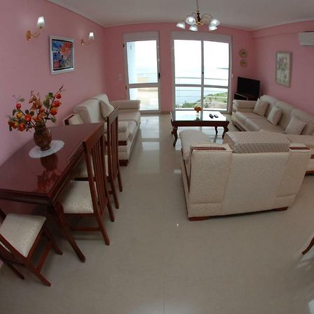 Erti'S Apartments Sarandë Buitenkant foto