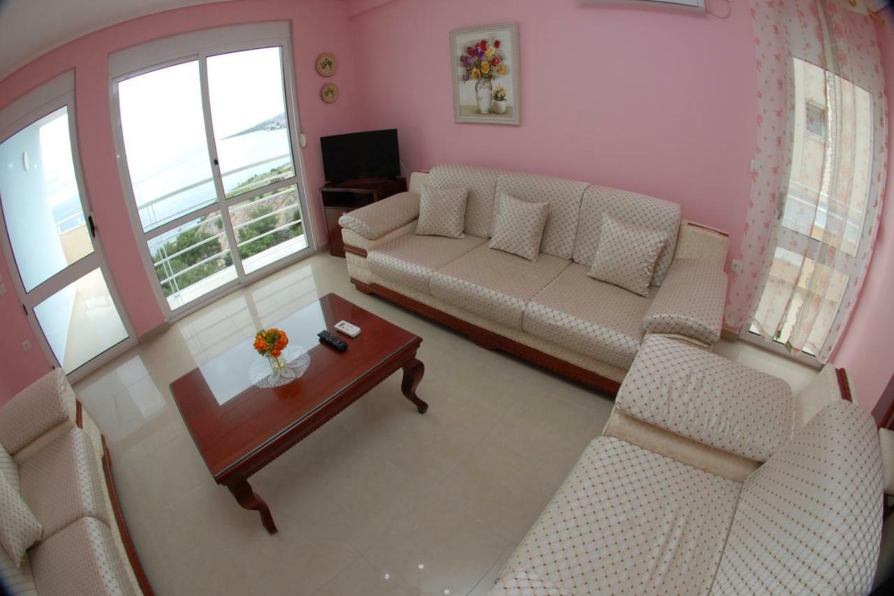 Erti'S Apartments Sarandë Buitenkant foto