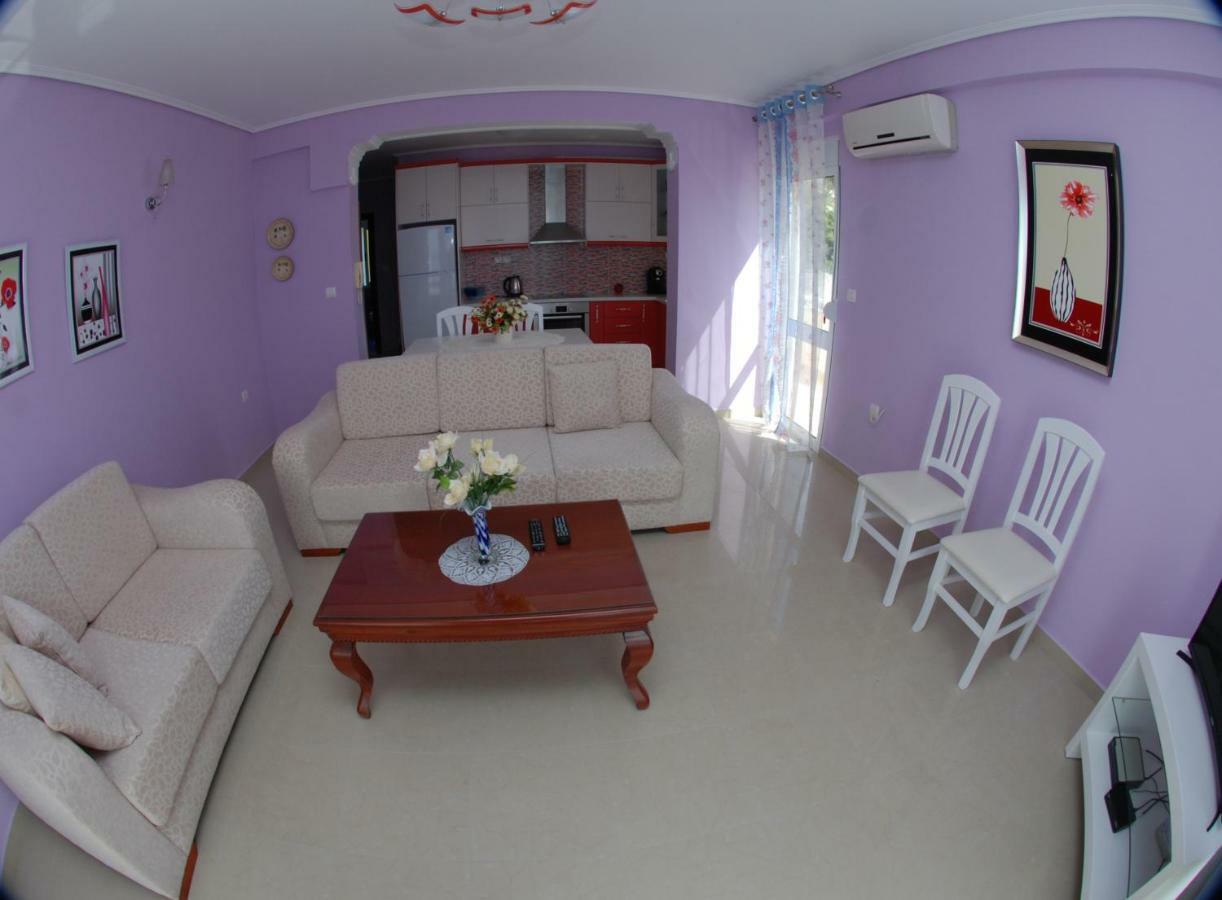 Erti'S Apartments Sarandë Buitenkant foto