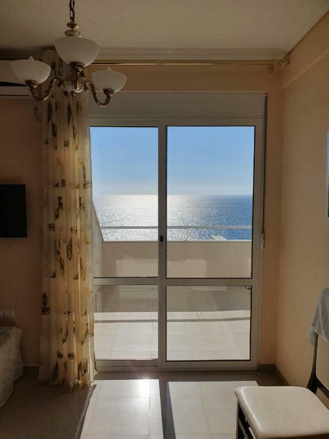 Erti'S Apartments Sarandë Buitenkant foto
